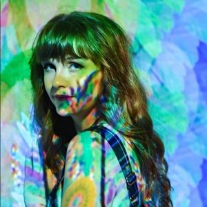 Meet your Posher, Julia